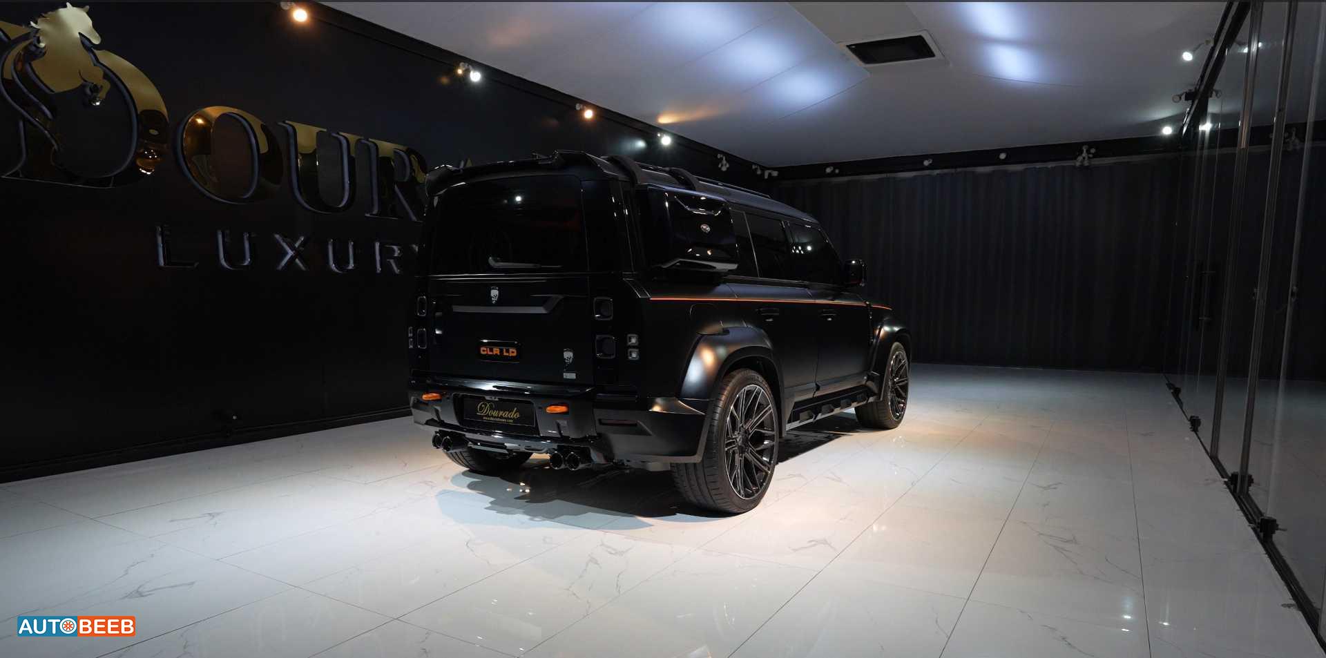 Land Rover Defender 2023